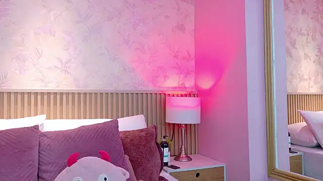 AdelineJhones online show from March 10, 9:52 pm