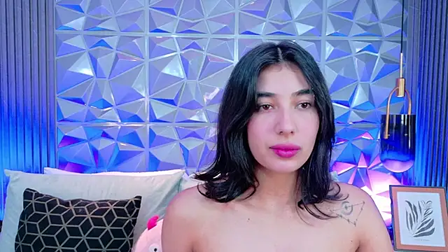 AdelineJhones online show from April 7, 10:22 pm