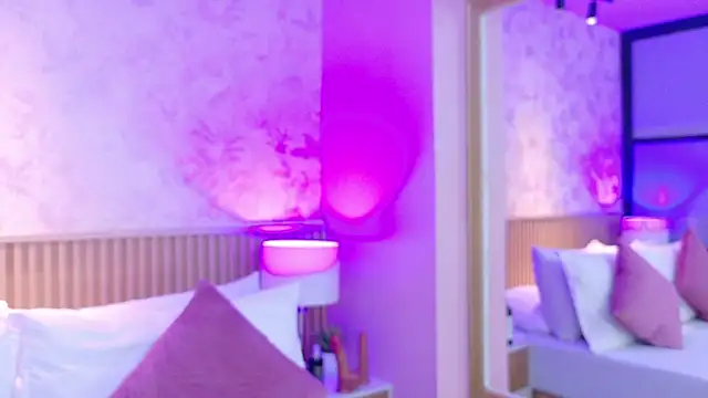 Snapshot of AdelineJhones chatting on November 30, 3:13 pm AdelineJhones online show from November 30, 3:13 pm