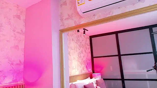 AdelineJhones online show from January 12, 2:35 pm