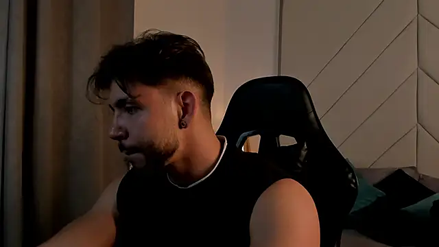 JACKSON STIFLER online show from March 14, 1:22 am