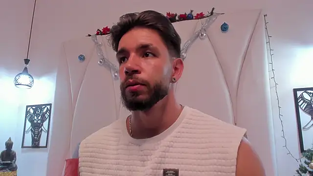 JACKSON STIFLER online show from December 19, 2:37 am