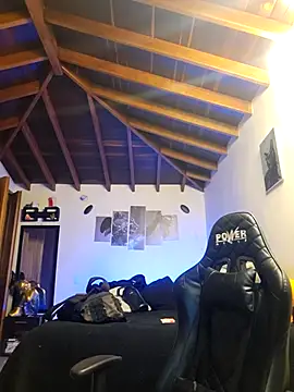 JACKSON STIFLER online show from November 17, 8:46 pm