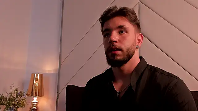 JACKSON STIFLER online show from March 3, 12:39 am