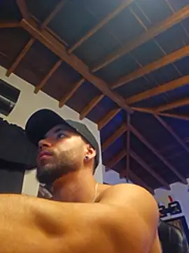 JACKSON STIFLER online show from November 28, 5:13 pm