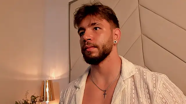 JACKSON STIFLER online show from April 5, 2:57 pm