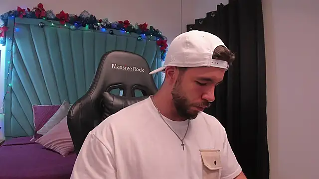 JACKSON STIFLER online show from December 14, 10:04 pm