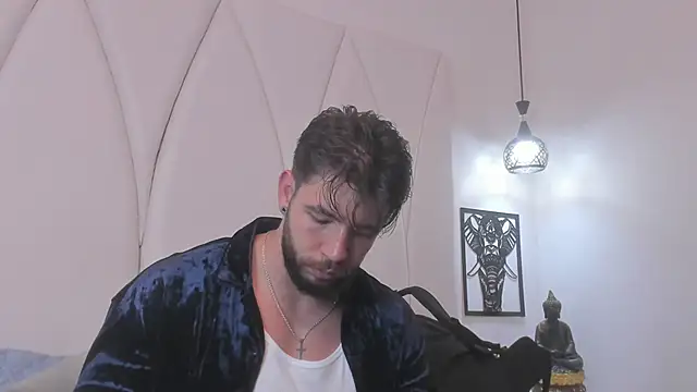 JACKSON STIFLER online show from January 14, 11:52 pm