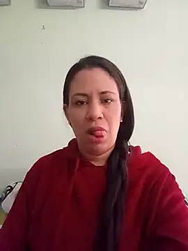 LeilaTaylor online show from November 13, 1:15 pm