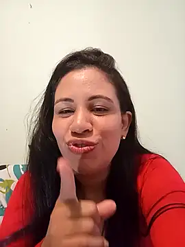 LeilaTaylor online show from November 10, 1:05 pm