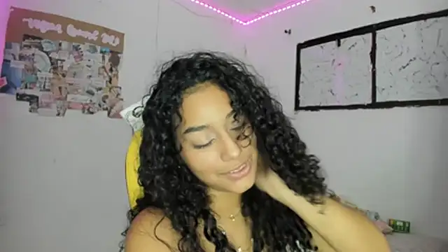 emily stars1 online show from March 22, 9:00 am