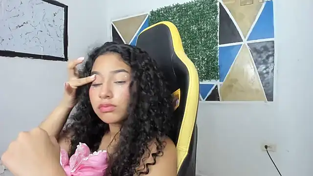 emily stars1 online show from February 19, 10:34 am