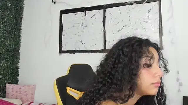 emily stars1 online show from January 17, 10:41 am