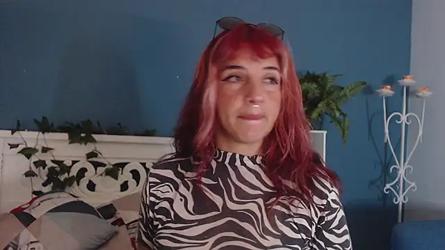 Samantha  Benet online show from March 19, 8:20 pm