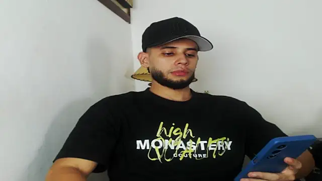 Snapshot of Maxcole_07 chatting on October 24, 9:14 pm Maxcole 07 online show from October 24, 9:14 pm