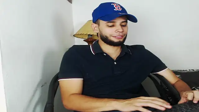 Snapshot of Maxcole_07 chatting on November 2, 8:47 pm Maxcole 07 online show from November 2, 8:47 pm