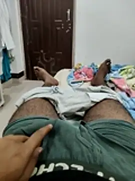 Snapshot of harshkumar0001 chatting on October 31, 8:38 pm harshkumar0001 online show from October 31, 8:38 pm