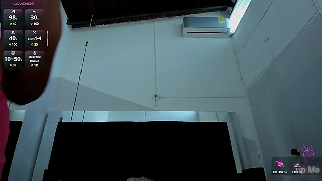 EmmadaSilva online show from March 9, 7:39 pm