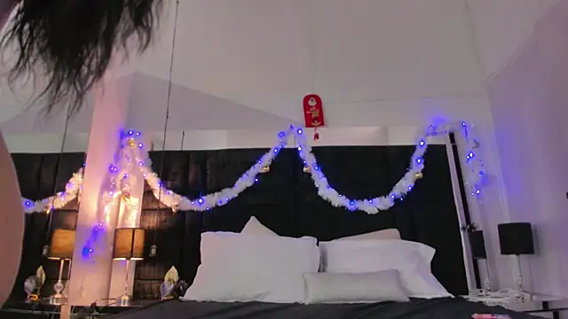 Snapshot of EmmadaSilva chatting on November 24, 6:52 pm EmmadaSilva online show from November 24, 6:52 pm