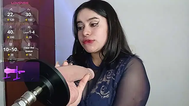 Snapshot of Magic_Alicee_ chatting on July 9, 3:18 am Magic Alicee online show from July 9, 3:18 am