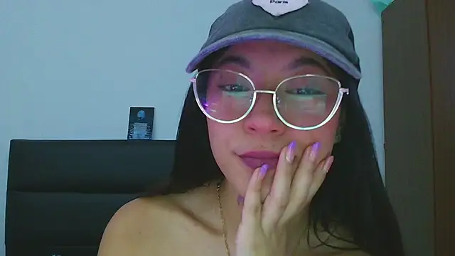 LissyM online show from November 10, 6:35 pm