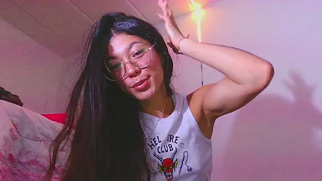 LissyM online show from March 13, 6:57 pm