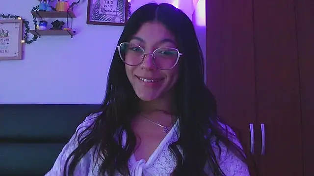 LissyM online show from December 14, 8:03 pm