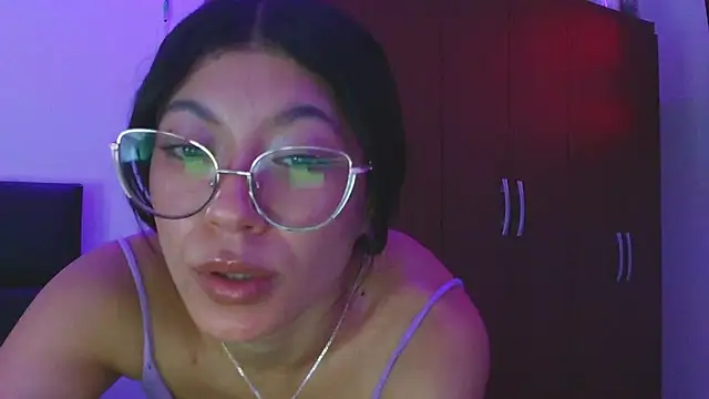 LissyM online show from December 13, 8:04 pm