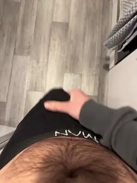 Snapshot of sevenisthemagicnum chatting on December 20, 1:25 pm sevenisthemagicnum online show from December 20, 1:25 pm