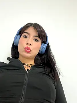 Snapshot of LisaMartinez34 chatting on November 4, 8:56 pm LisaMartinez34 online show from November 4, 8:56 pm