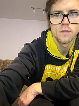 StephPra94 online show from October 29, 8:19 pm