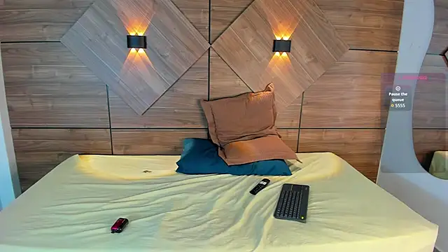 RosseDeAmore online show from November 28, 8:20 pm