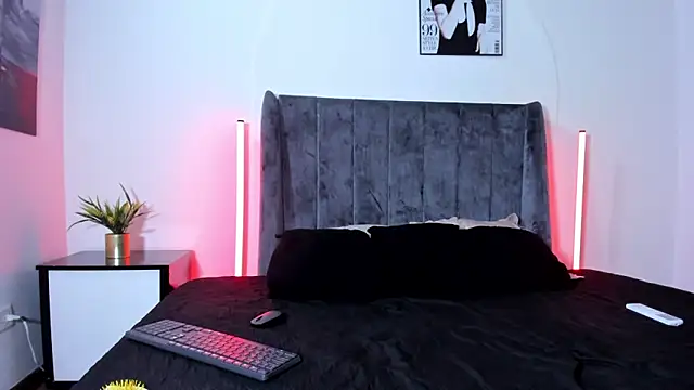 Cloy Areo online show from April 8, 11:55 am