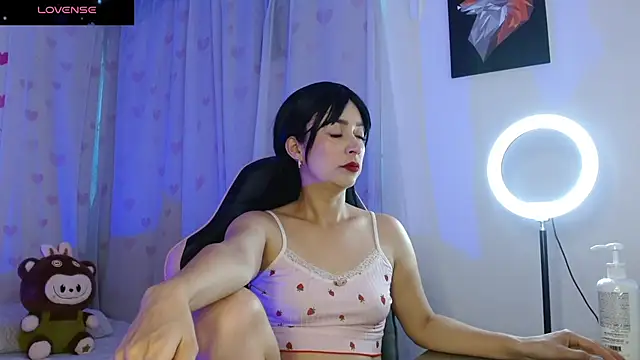 Snapshot of antonella_ed chatting on June 13, 10:19 pm antonella ed online show from June 13, 10:19 pm