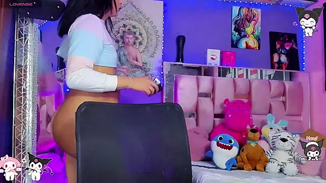 Snapshot of Zulema_Zahirx chatting on October 27, 12:55 am Zulema Zahirx online show from October 27, 12:55 am