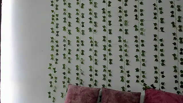 emily jonessxx online show from February 5, 3:52 pm