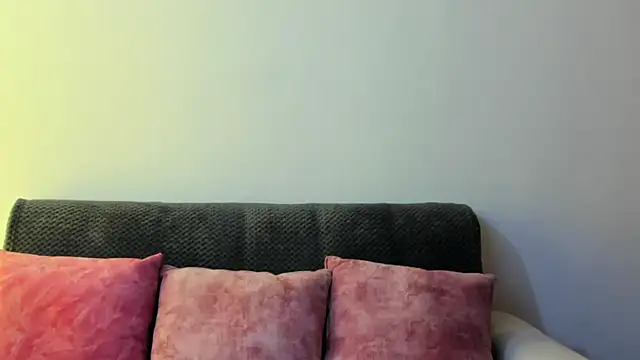 emily jonessxx online show from November 23, 7:13 pm