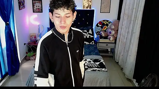 Yorsamm and friends online show from November 4, 8:56 pm