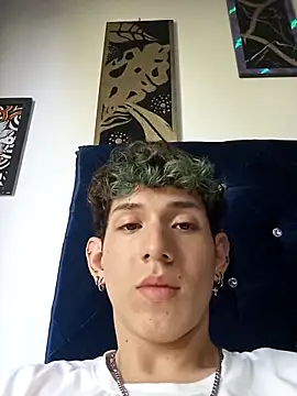 Yorsamm and friends online show from October 28, 9:03 pm