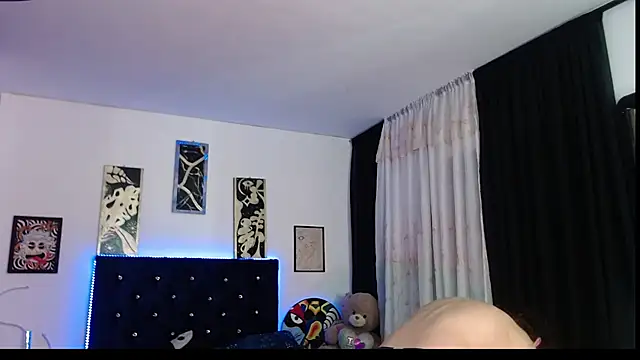 Yorsamm and friends online show from November 13, 10:02 pm