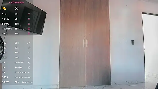 Snapshot of _Anastasia_28 chatting on June 18, 8:36 pm Anastasia 28 online show from June 18, 8:36 pm