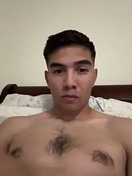 YoungNhorny2004 online show from November 4, 12:36 am