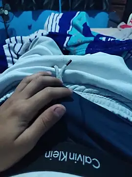 Snapshot of Scorpion05_ chatting on March 8, 11:41 pm Scorpion05 online show from March 8, 11:41 pm