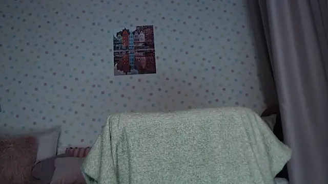 little paw  online show from February 11, 6:13 am