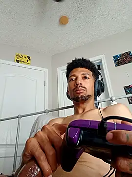 BigPrettyDick777 online show from January 11, 2:46 pm