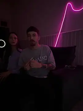 Snapshot of dorneles20 chatting on October 22, 8:03 am dorneles20 online show from October 22, 8:03 am