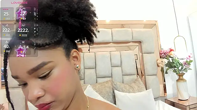 karolebonyy online show from November 9, 1:48 pm