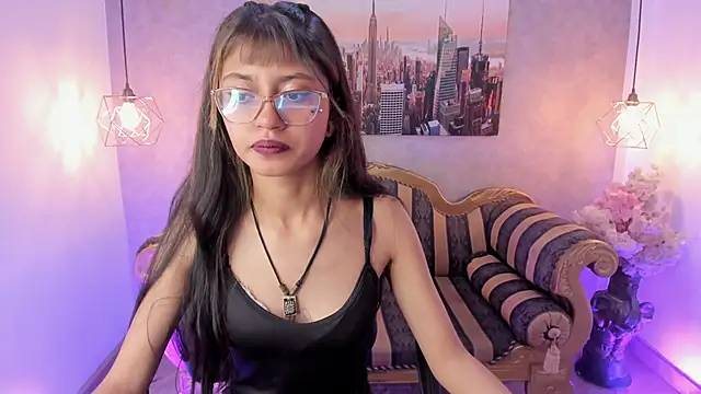 Snapshot of Noa_clk chatting on October 23, 3:27 am Noa clk online show from October 23, 3:27 am