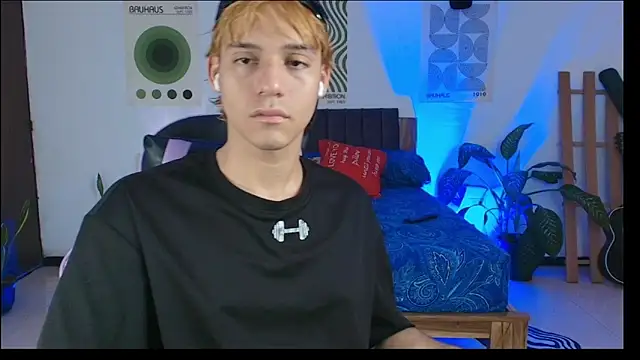 Snapshot of Habel__moretti chatting on February 7, 6:38 pm Habel moretti online show from February 7, 6:38 pm