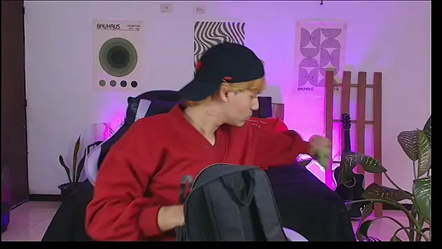 Snapshot of Habel__moretti chatting on February 14, 6:30 pm Habel moretti online show from February 14, 6:30 pm